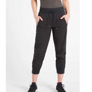 Athleta Trekkie North Crop Jogger 23"